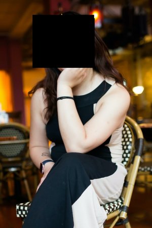 Jeannyne tantra massage in Uniontown